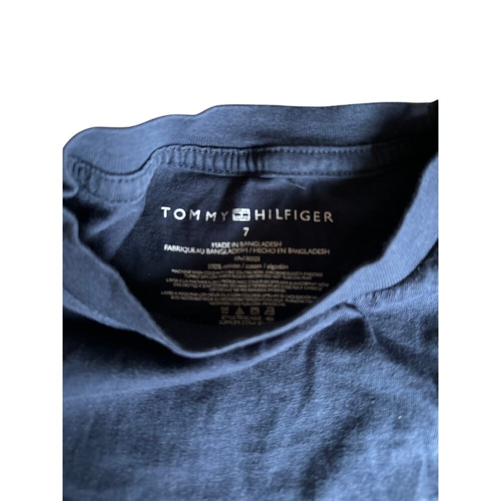 🇺🇸  BUNDLE ONLY - 5/$15 Tommy Hilfiger Casual Short Sleeve Shirt, Navy Blue - Picture 2 of 2